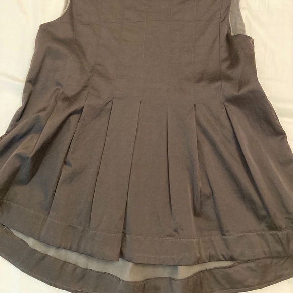 Hannes Roether sleeveless top - Picture 2 of 8